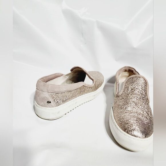 AGL   - Picture 11 of 11